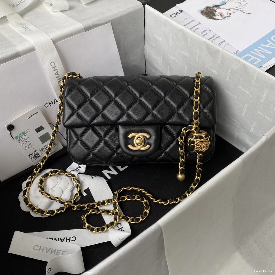 First Bag Ru FLAP CHANEL BAG 0820